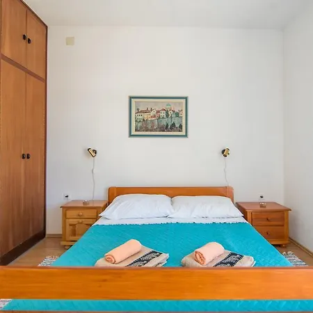 Appartement Put Mora Supetar