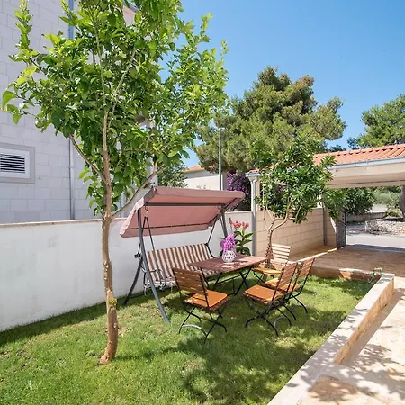 Put Mora Appartement *