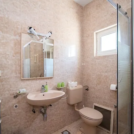 Put Mora Apartmán *